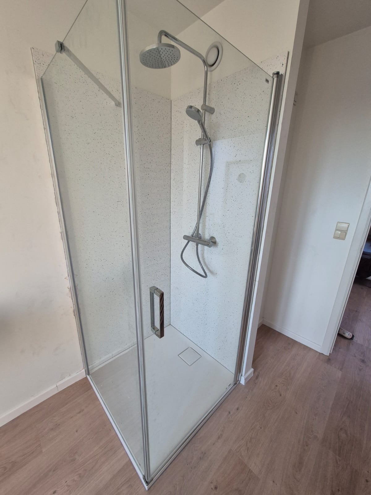 Gerealiseerde douche 16